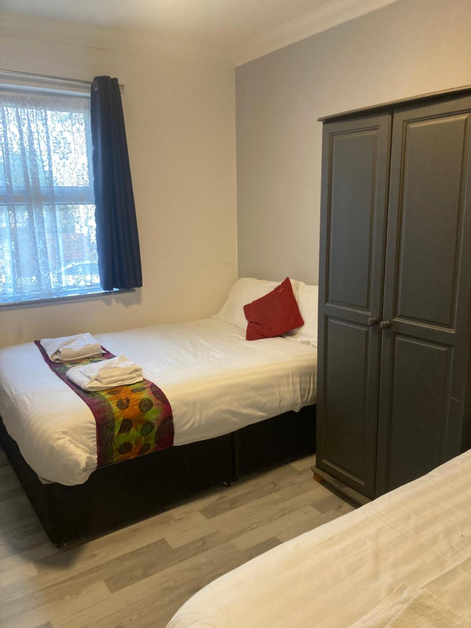 Abingdon Lodge Hotel رايد المظهر الخارجي الصورة