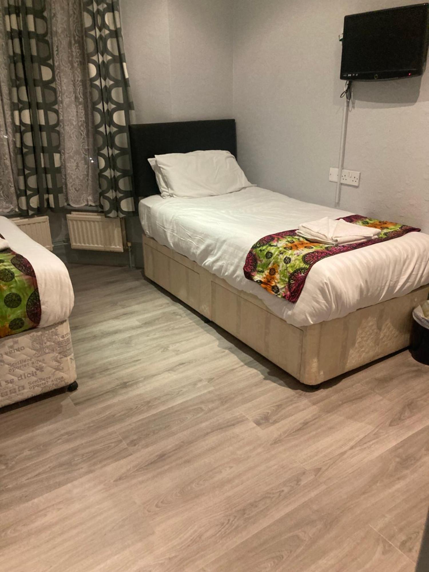 Abingdon Lodge Hotel رايد المظهر الخارجي الصورة