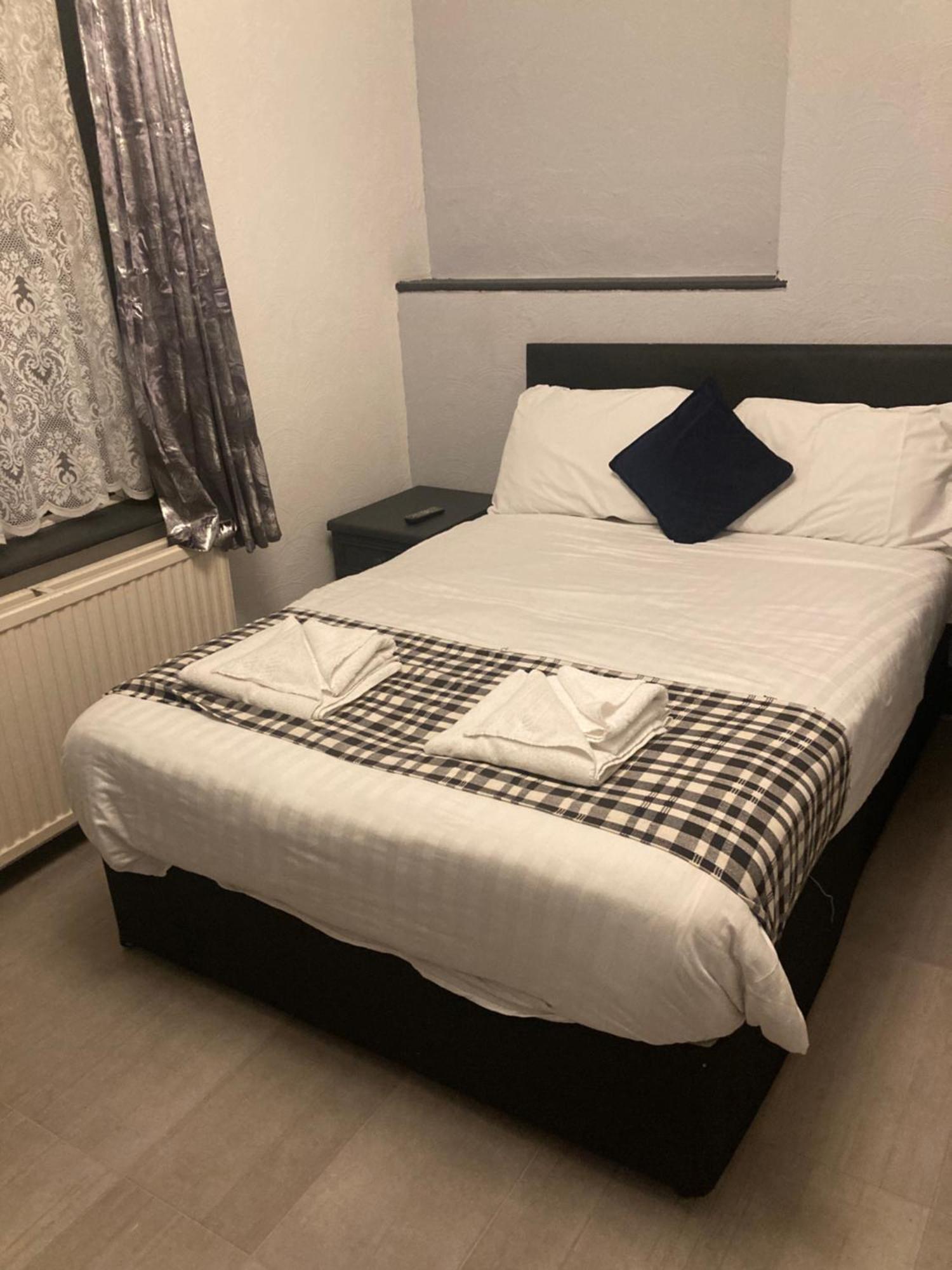 Abingdon Lodge Hotel رايد المظهر الخارجي الصورة
