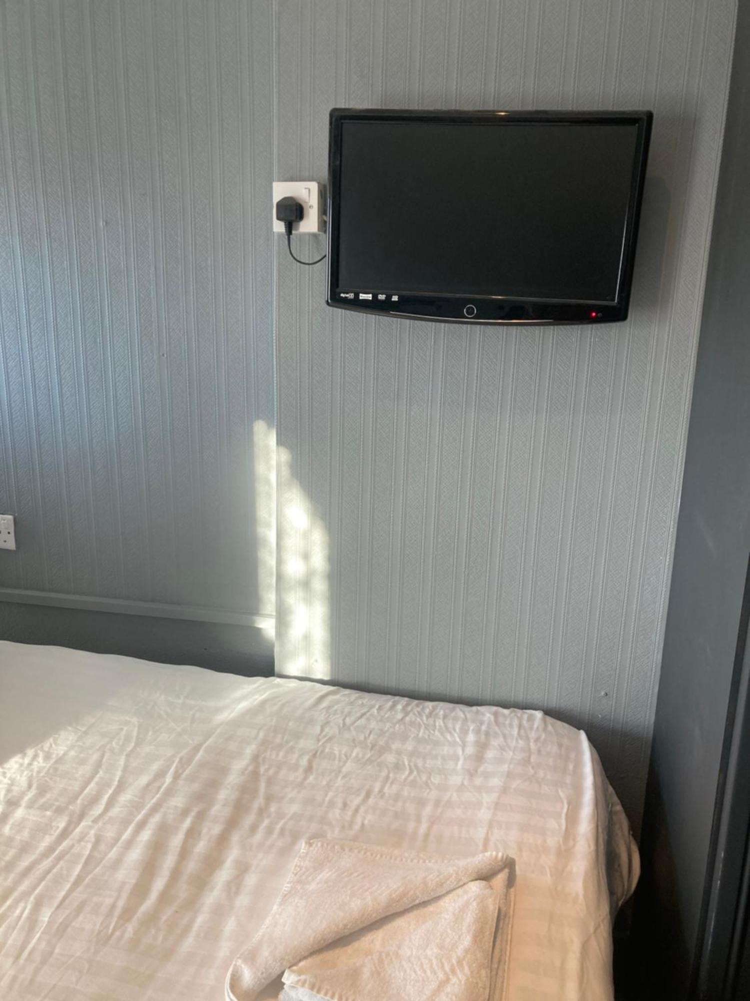 Abingdon Lodge Hotel رايد المظهر الخارجي الصورة