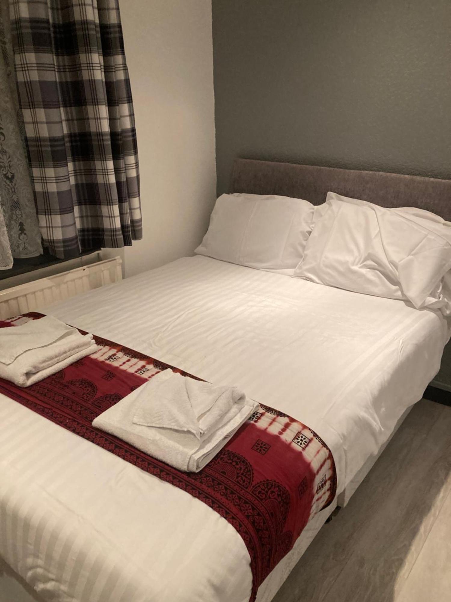 Abingdon Lodge Hotel رايد المظهر الخارجي الصورة